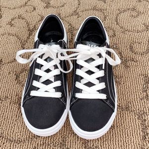 skechers air-cooled memory foam shoes